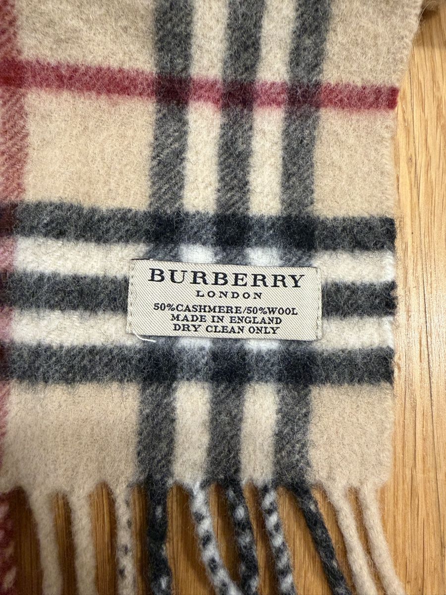 Burberry Foulards, Tücher & Schals: Burberry Schal – Gebraucht aus Recherswil von Noname1 2