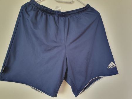 Adidas Fussballshorts dunkelblau Grösse L guter Zustand