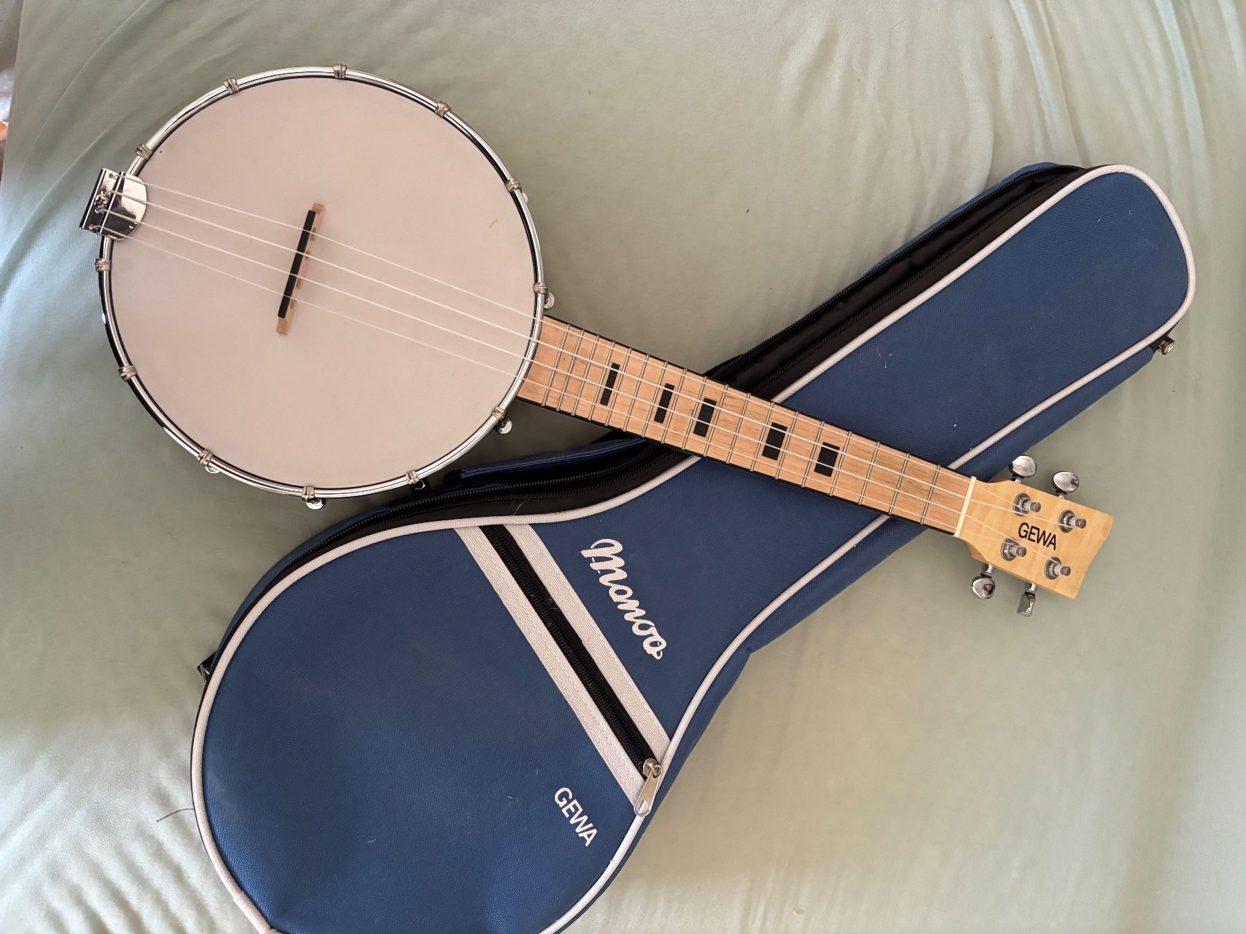 Strumenti musicali: Banjo-ukulele Gewa comme neuf avec housse 150 CHF – Usato da Lausanne venduto da mar_nmg8