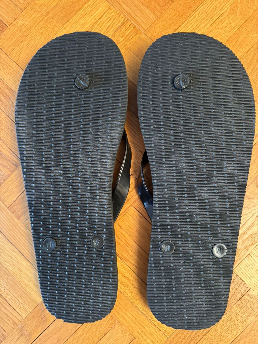 Chaussures hommes: Black flip-flops – Neuf (Voir description) à Zürich par aygo_a 1