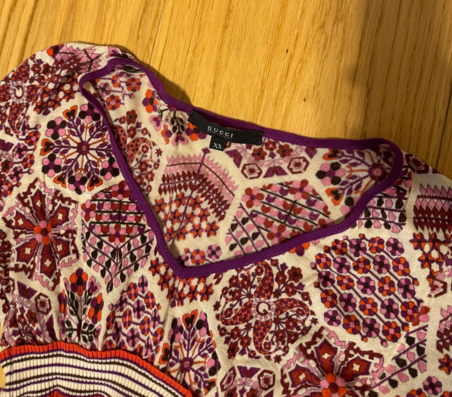 Gucci Camicette: Gucci Kaschmirbluse – Nuovo (secondo la descrizione) da Kilchberg ZH venduto da sahoss 4