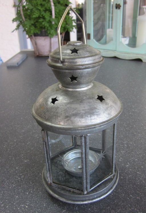 Lanternes: Metall-Windlicht, Laterne, Teelichthalter , Blech/Glas – D'occasion à Bischofszell par raika