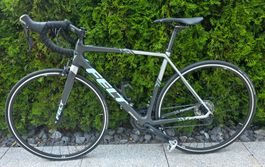 Felt Carbon Rennrad für Frauen neuwertig max. 500km gefahren