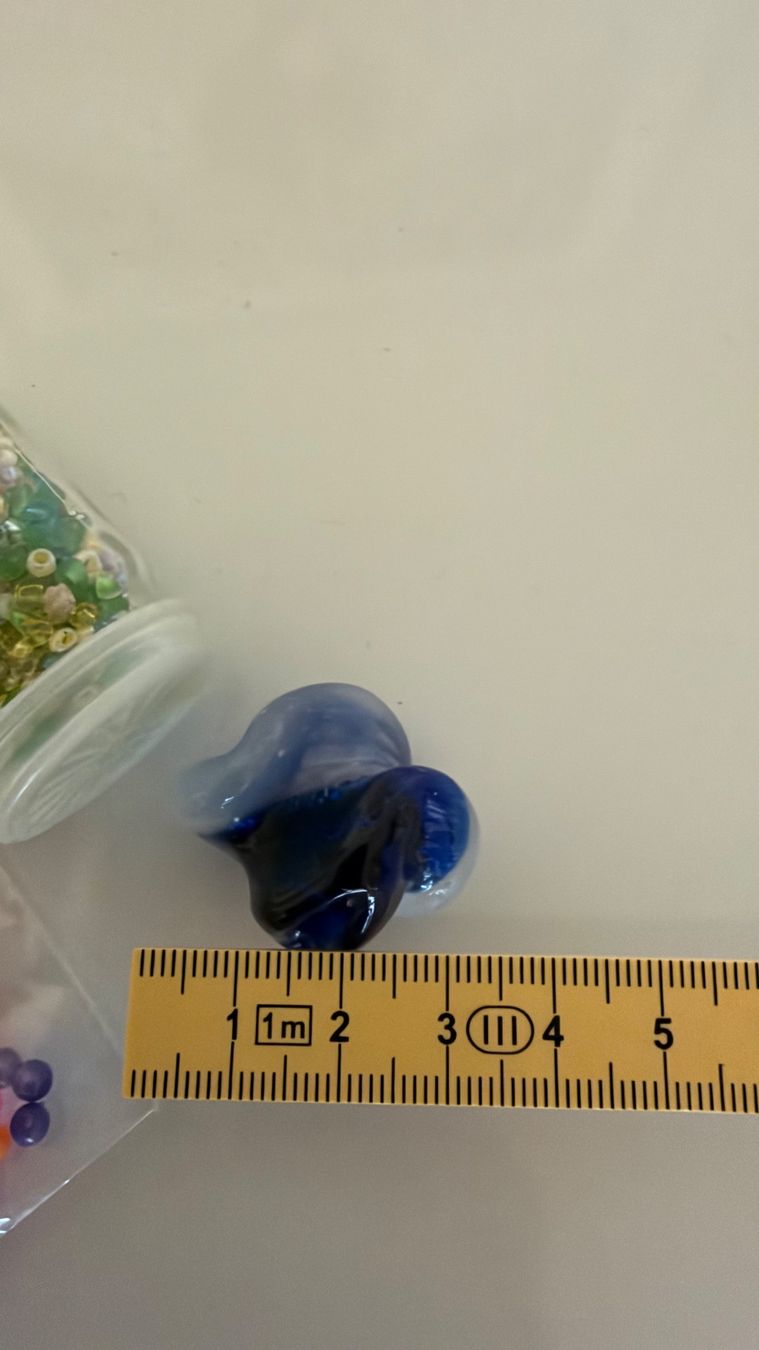 Perlen (unechte): Bastelperlen, Kunststoff + Glas, div. Grössen + Farben – Gebraucht aus Egg b. Zürich von Mogli93 4