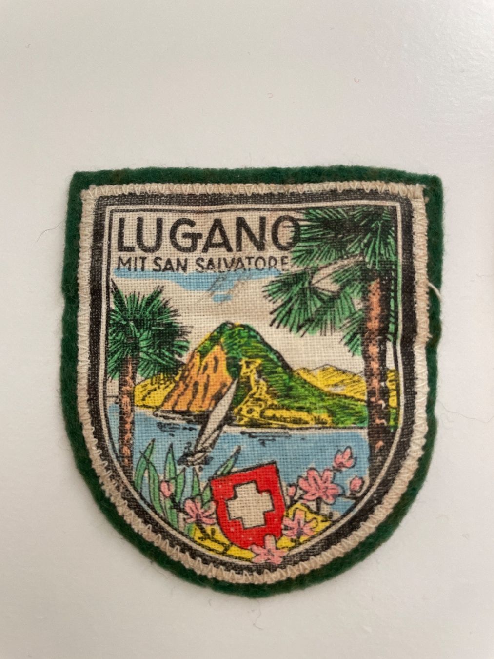 Placchette & Badge: 2 x Wanderabzeichen Lugano San Salvatore – Usato da Winterthur venduto da cheerio97 1