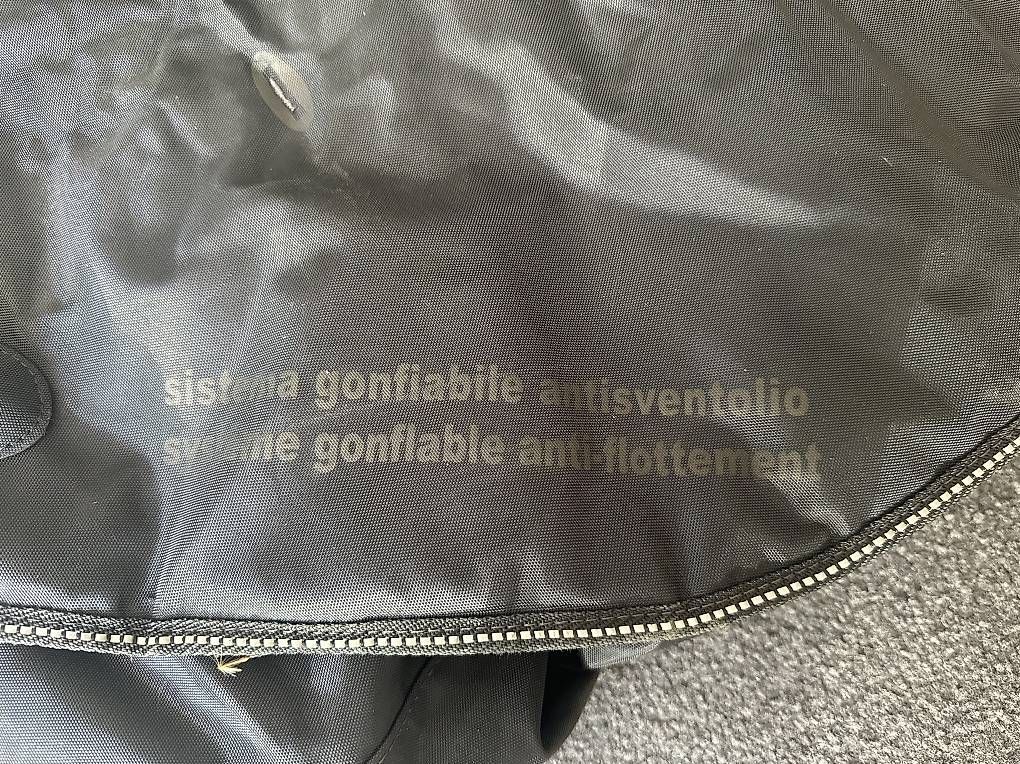 Couvertures: Couverture Tucano scooter – D'occasion à Onex par GiGi1979 2