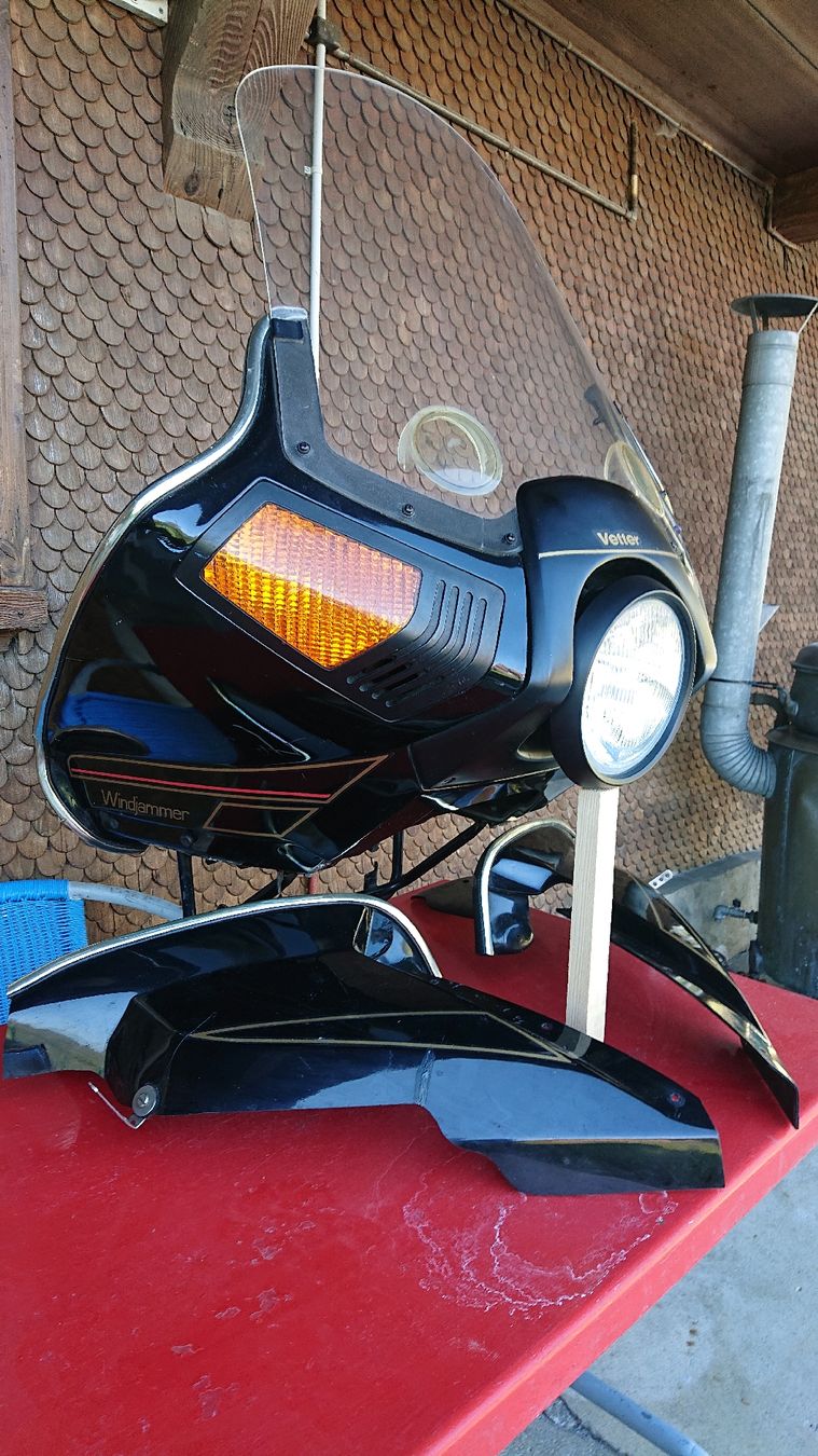 Accessori per altri veicoli: Motorrad Verschalung Windjammer – Usato da Wasen im Emmental venduto da Tolinoff