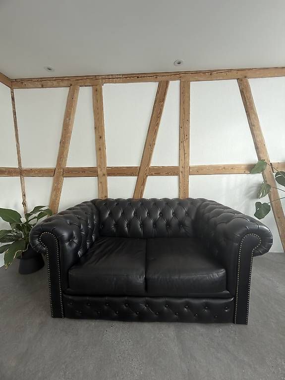 Sofas: Chesterfield Sofas – D'occasion à Appenzell par kel_c86d
