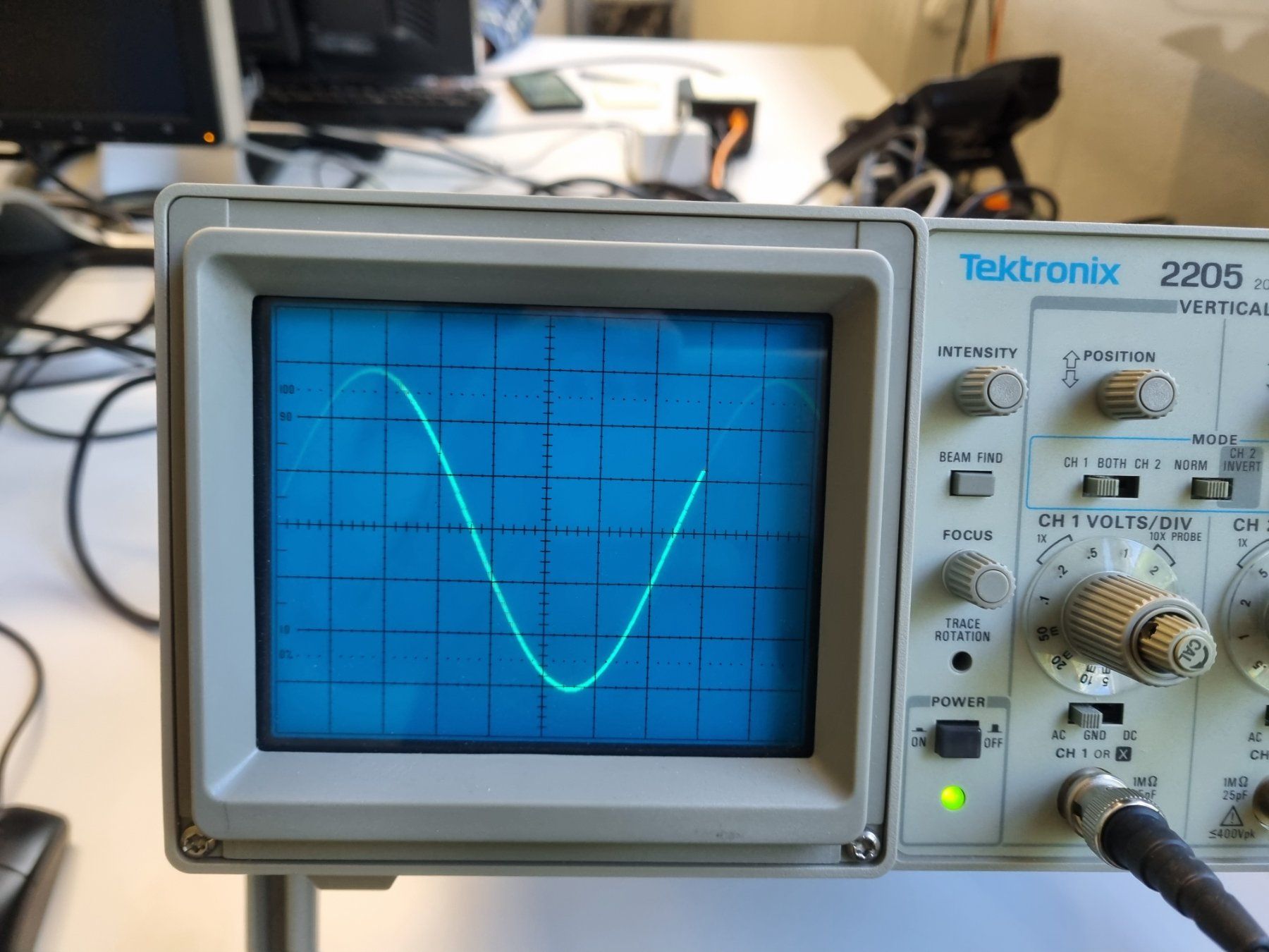 Misurare: Tektronix Oscilloscope 2205 – Usato da Beckenried venduto da Struffi1