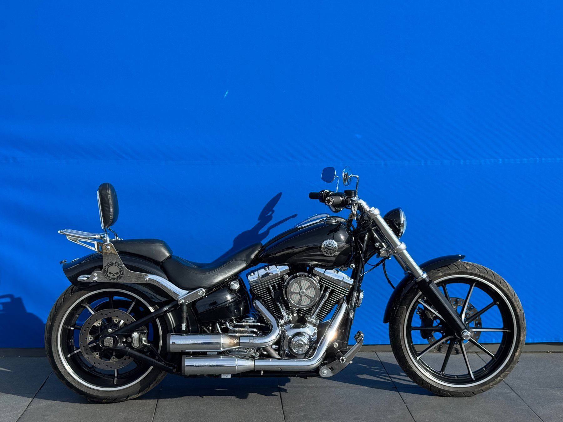 Harley-Davidson Chopper: Harley-Davidson Breakout 103, Kess-Tech Auspuff, ab MFK – Gebraucht aus Escholzmatt von Wikinger11