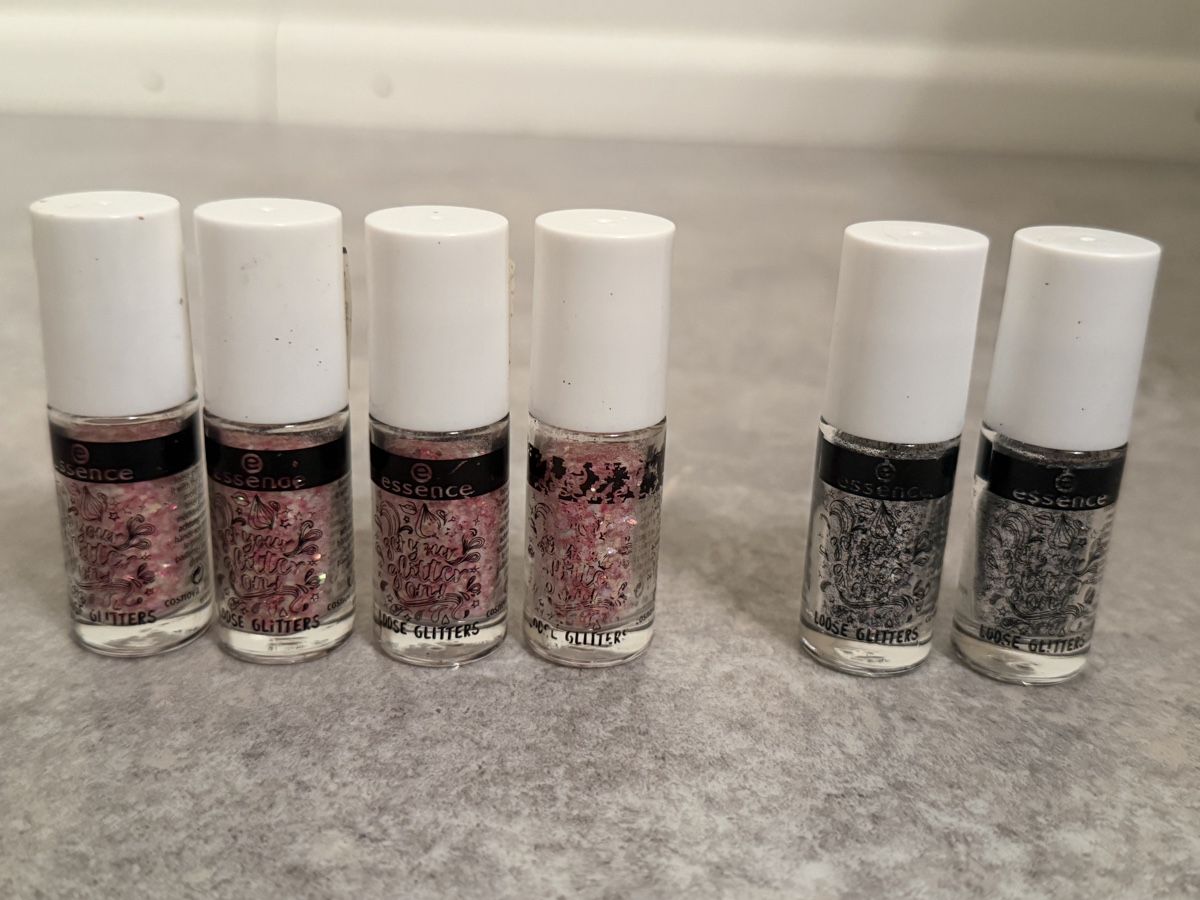 Unghie finte: Nagelglitzer Essence 17 Stk. – Nuovo e nell'imballaggio originale da Liestal venduto da snn_wcs2 1