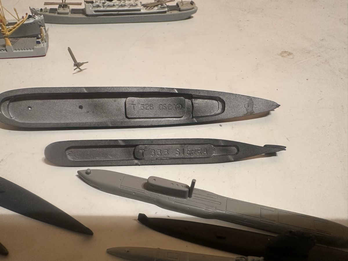 Kit di modellismo & Modellini statici: 35 Stk model Schiffen – Usato da Dietikon venduto da moradi24 7