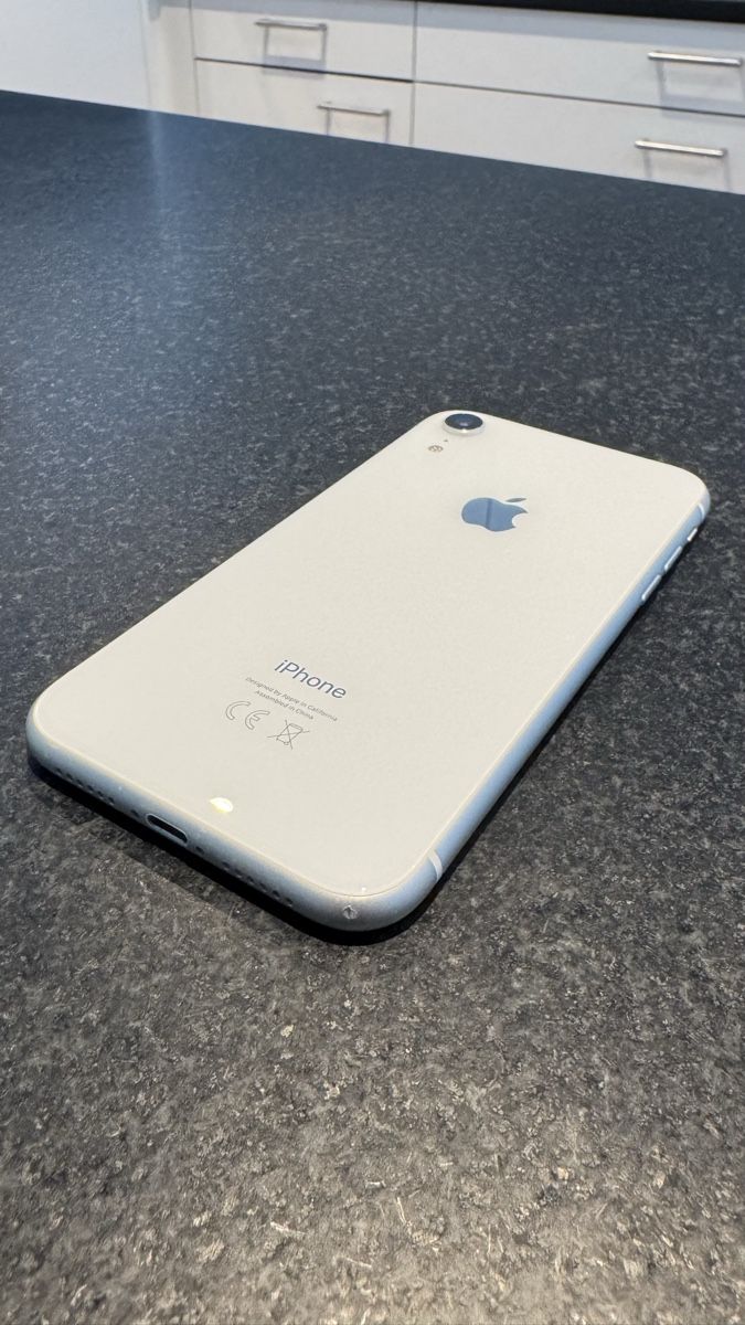 Apple Handys / Smartphones: IPhone XR weiss, 64GB, 82% Akku – Gebraucht aus Othmarsingen von Mafi96 3