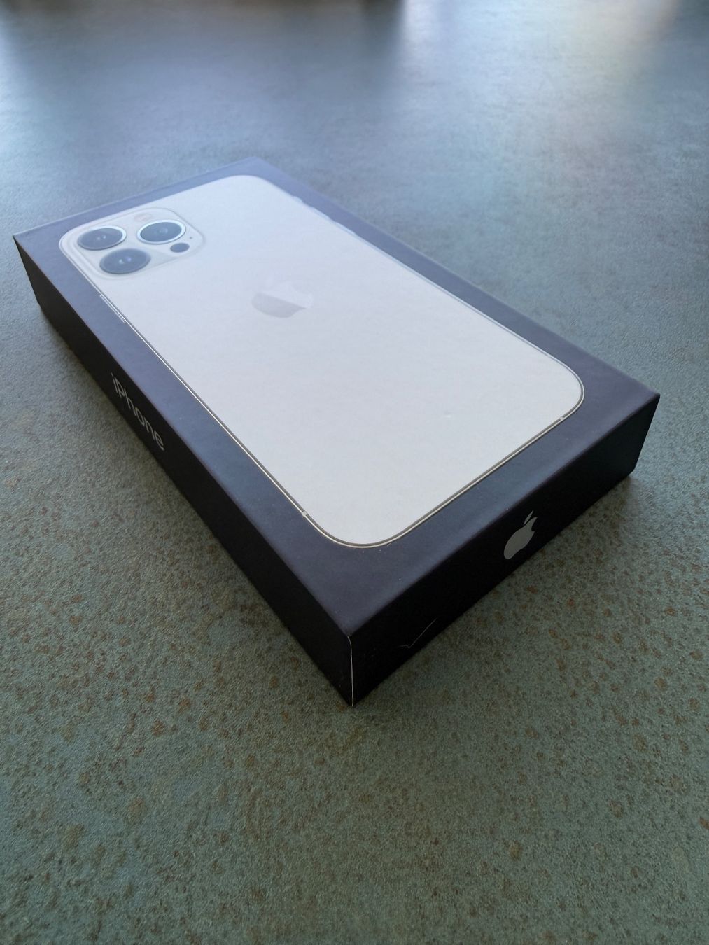 Apple Telefoni cellulari / Smartphones: Apple IPhone 13 Pro Max 1TB Silver – Usato da Bonstetten venduto da jacktharippar