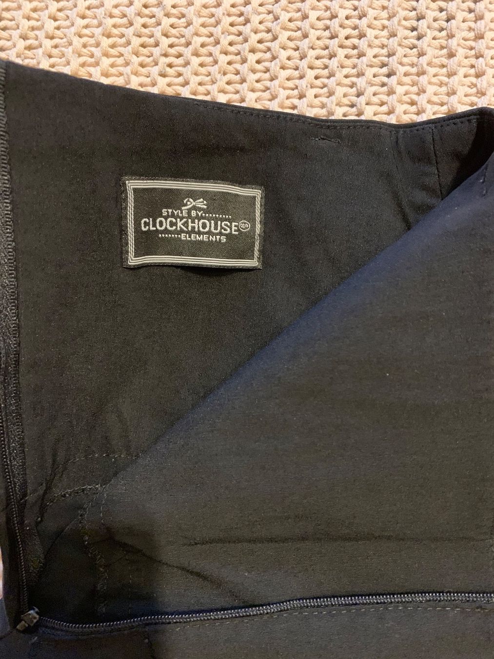 Gonne: Jupe crayon noire chic – Nuovo (secondo la descrizione) da Montreux venduto da iizaa811 1