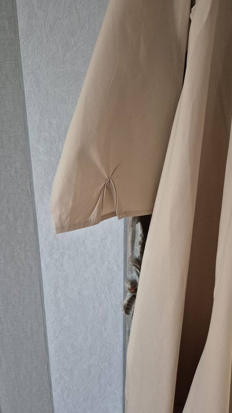 Robes: Beiges Oversize Kleid – Neuf (Voir description) à Tagelswangen par GABGABFI 3