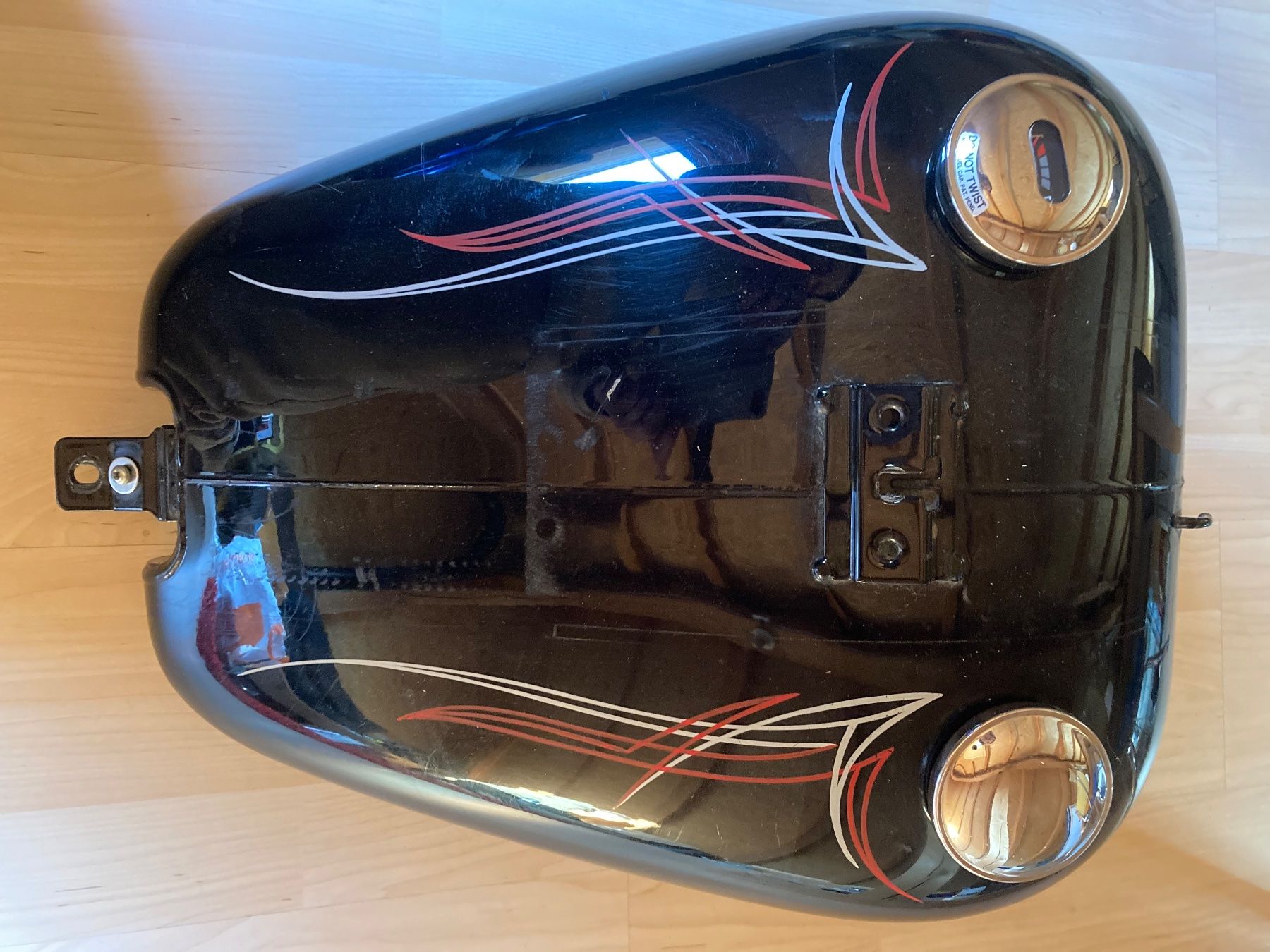 Harley-Davidson Accessori per altri veicoli: Original Harley-Davidson Tank – Usato da Belp venduto da Siruz 2