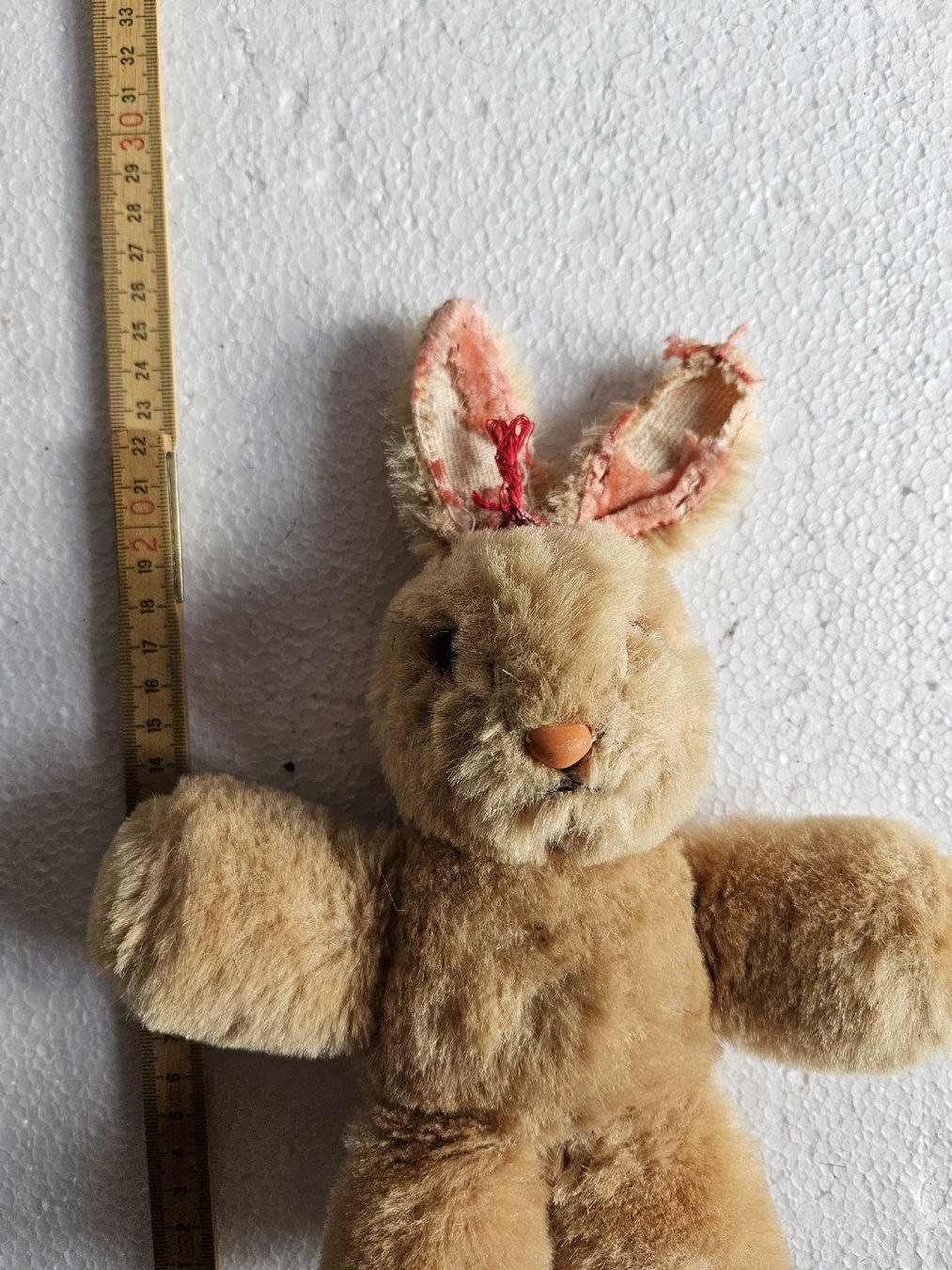 Jouets: alter Hase - Stofftier – D'occasion à Haslen GL par Sandra40 1