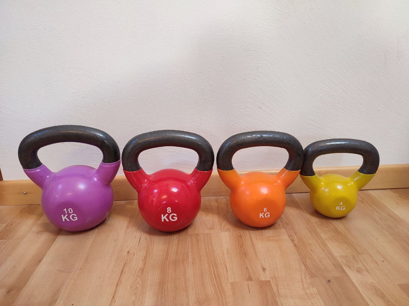 Manubri & Pesi: Kettlebell Set – Usato da Uznach venduto da maril0u