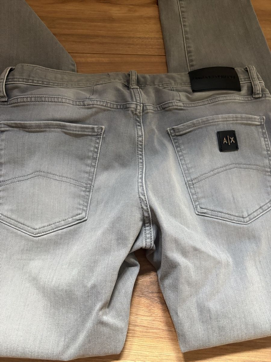 Armani Jeans: Armani Exchange Jeans Grau Grösse 33 – D'occasion à Witterswil par gandia05 2