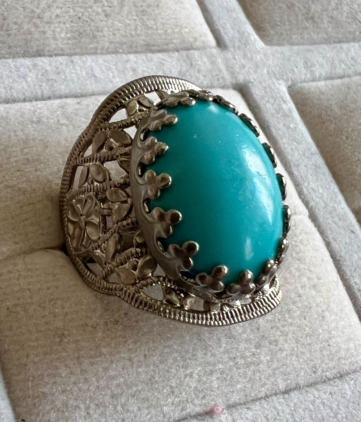 Anelli: Filigranring mit türkisfarbenem Cabochon – Usato da Chur venduto da Penting1935 1
