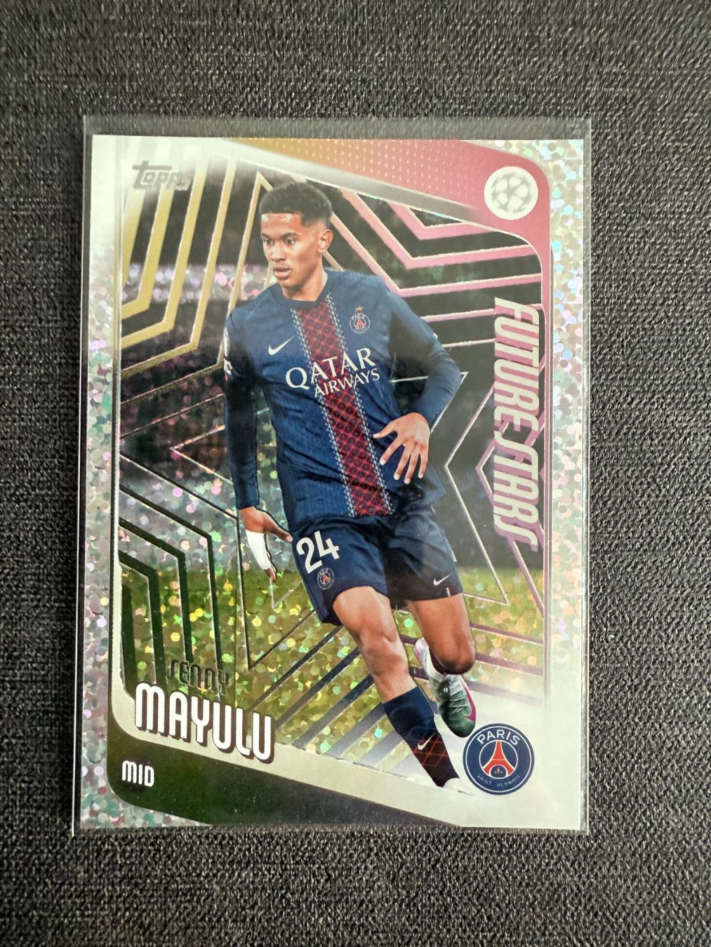 Topps Sammelbilder & Trading cards: Topps Senny Mayulu Paris Saint-Germain – Gebraucht aus Burgdorf von Sports_Cards_3400