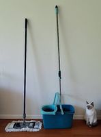 Microfiber Floor Mop + Vileda with Extendable Handle