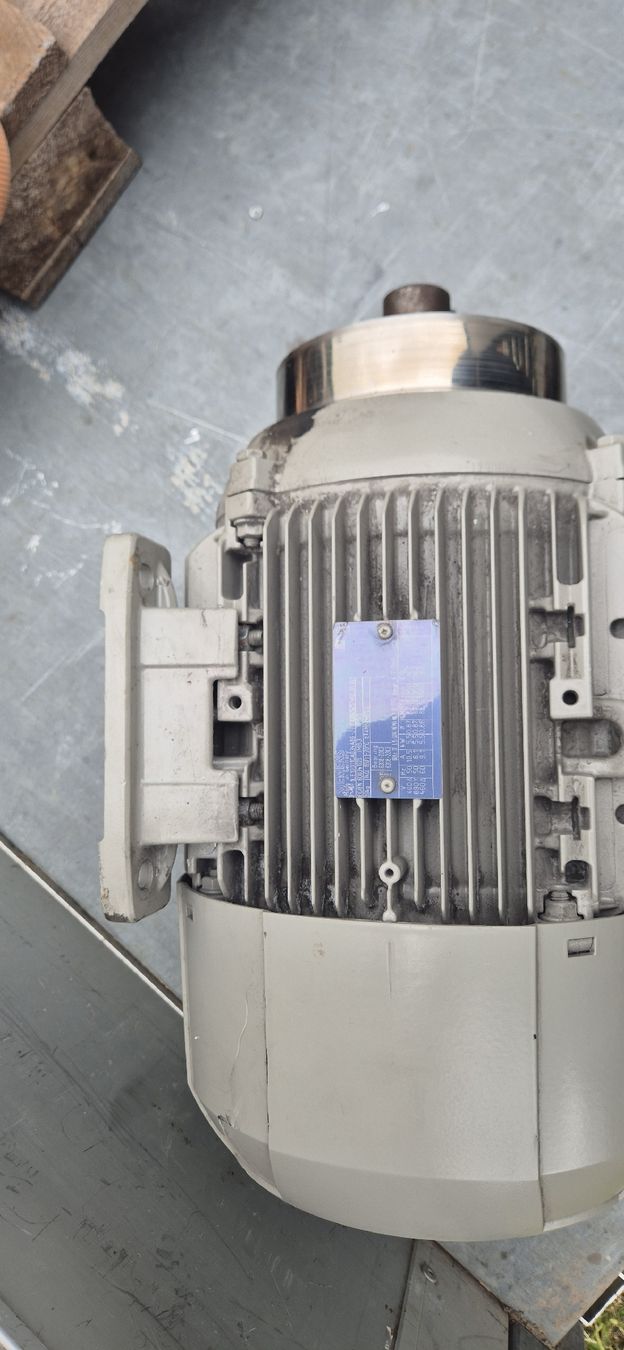 Siemens  Motori: Moteur électrique  5,5kW – Usato da Berlens venduto da ETE68 2
