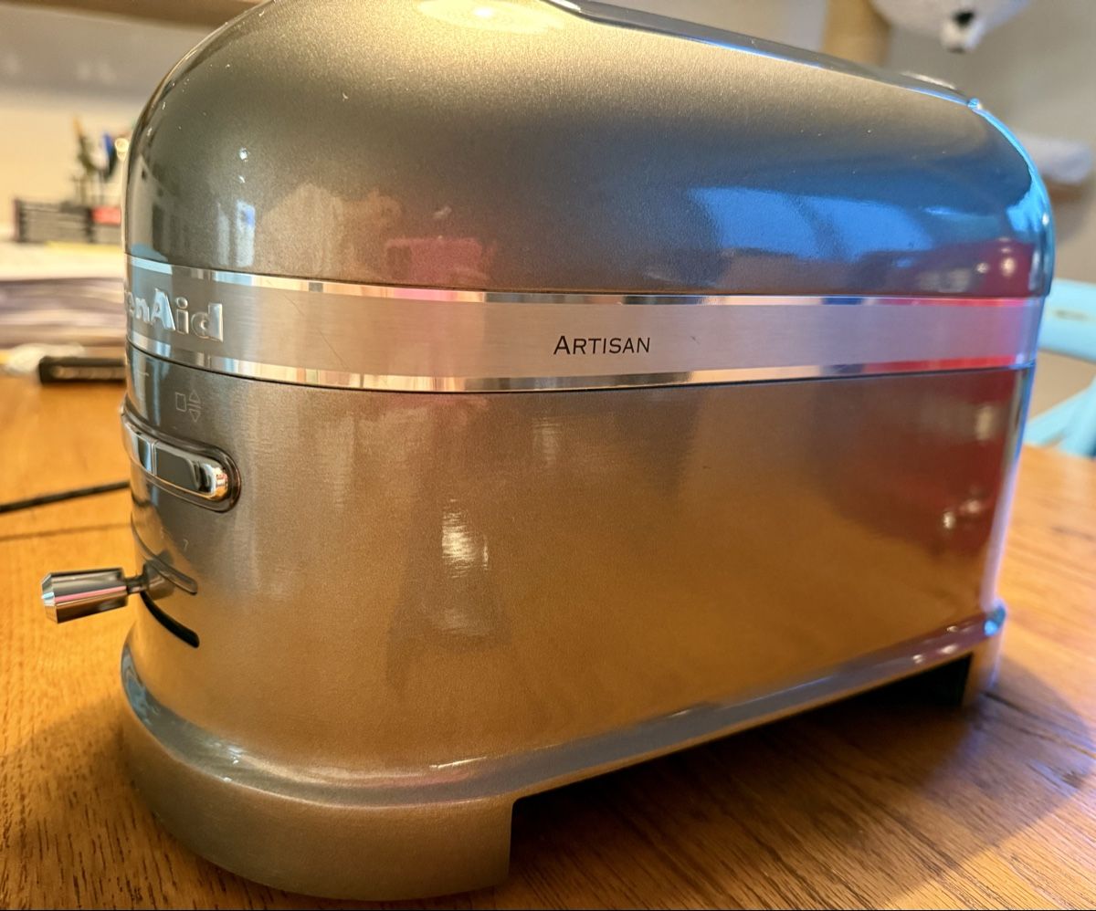 Kitchenaid Küchengeräte: Kitchenaid Artisan Toaster grau – Gebraucht aus Allschwil von Artur15 2