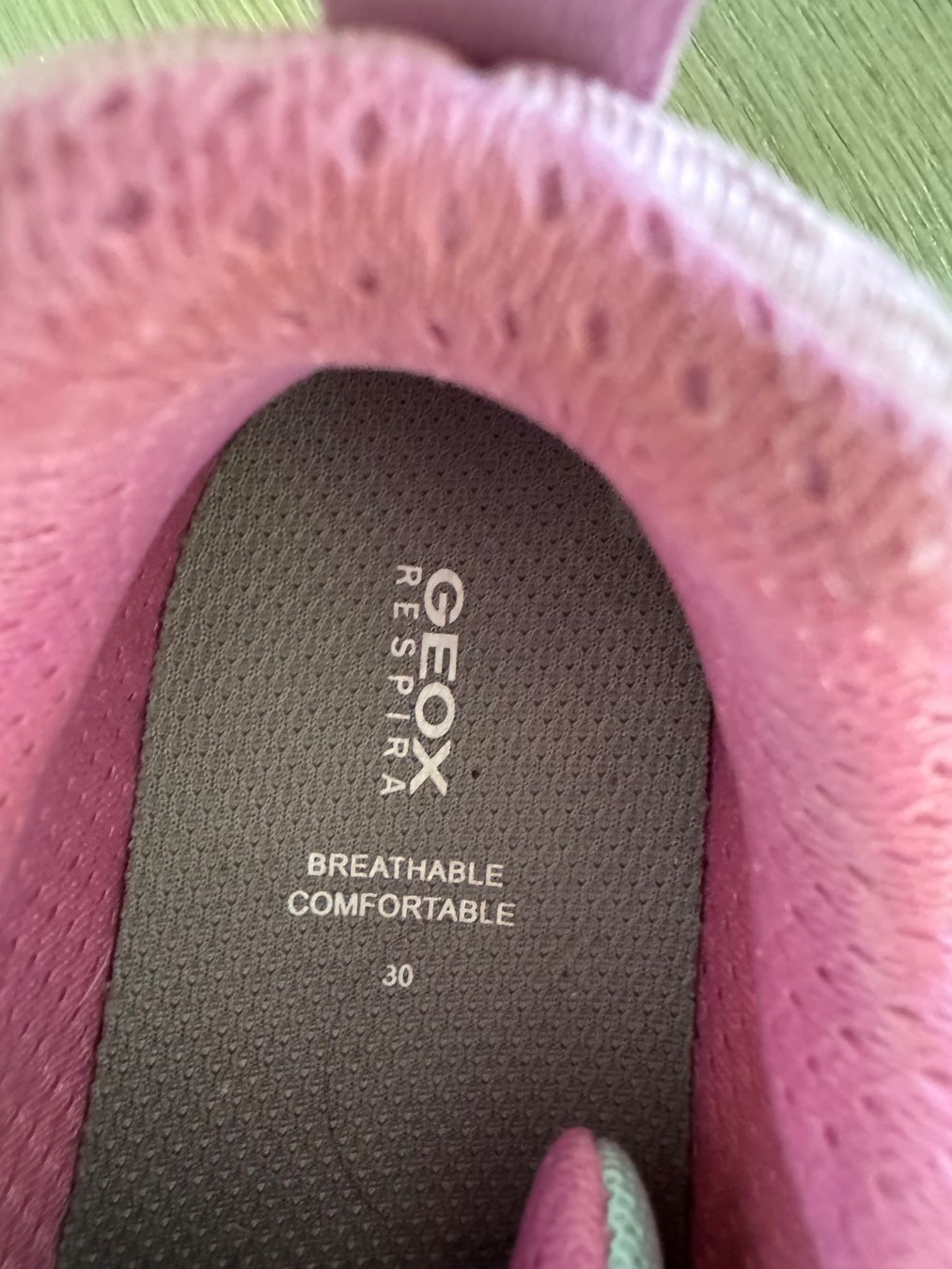 Geox Scarpe per ragazze: Geox Kinderschuhe, Gr. 30 – Usato da Birmensdorf ZH venduto da cor_y96p 1