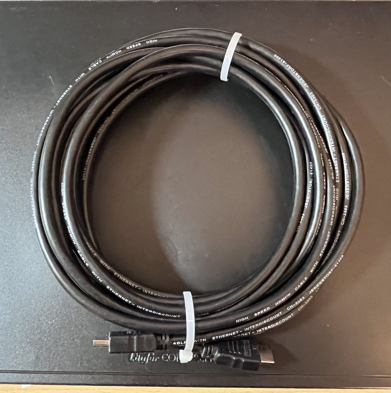 Cavi: HDMI Kabel, rund. 7m – Usato da Allschwil venduto da Zermatt