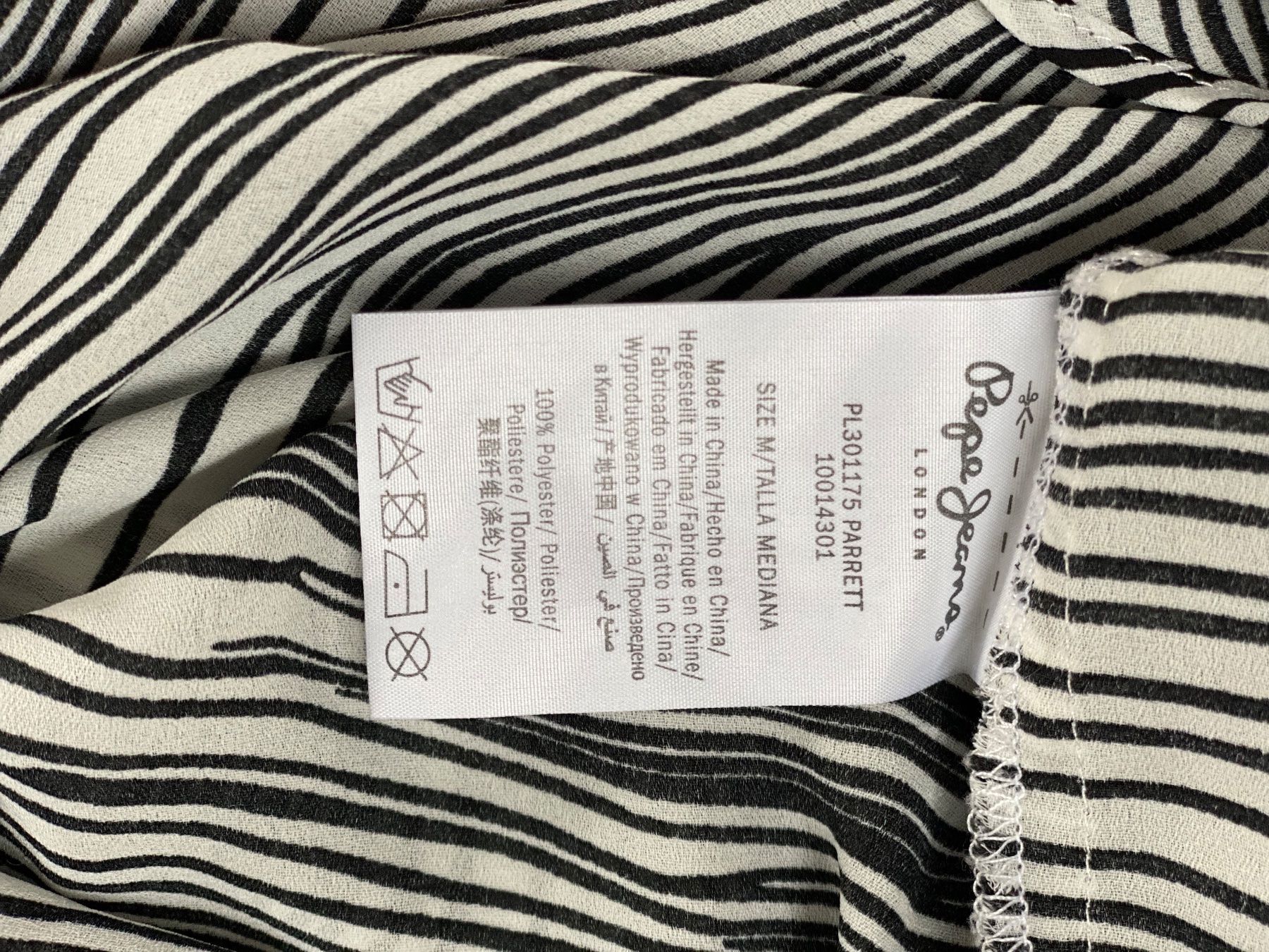 Pepe Jeans Top: Top Pepe Jeans M – Usato da Chur venduto da simhofstr 4