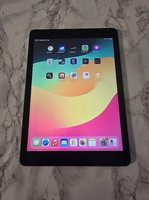 Apple Tablet PC: iPad 6| 128GB| Wi-Fi – Usato da Renens VD venduto da MTD2211 2