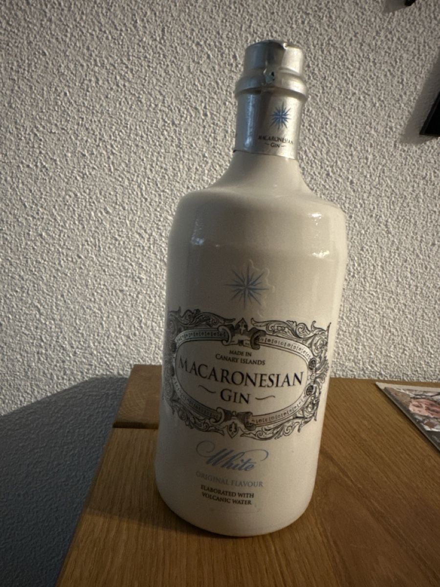 Bevande alcoliche: Macaronesian Gin White, 70cl. Original Flavour! – Nuovo e nell'imballaggio originale da Emmen venduto da moodle13