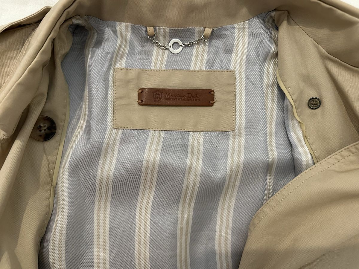 Massimo Dutti Cappotti: Trench courte Massimo Dutti  – Nuovo (secondo la descrizione) da Versoix venduto da vic_5p9t 2