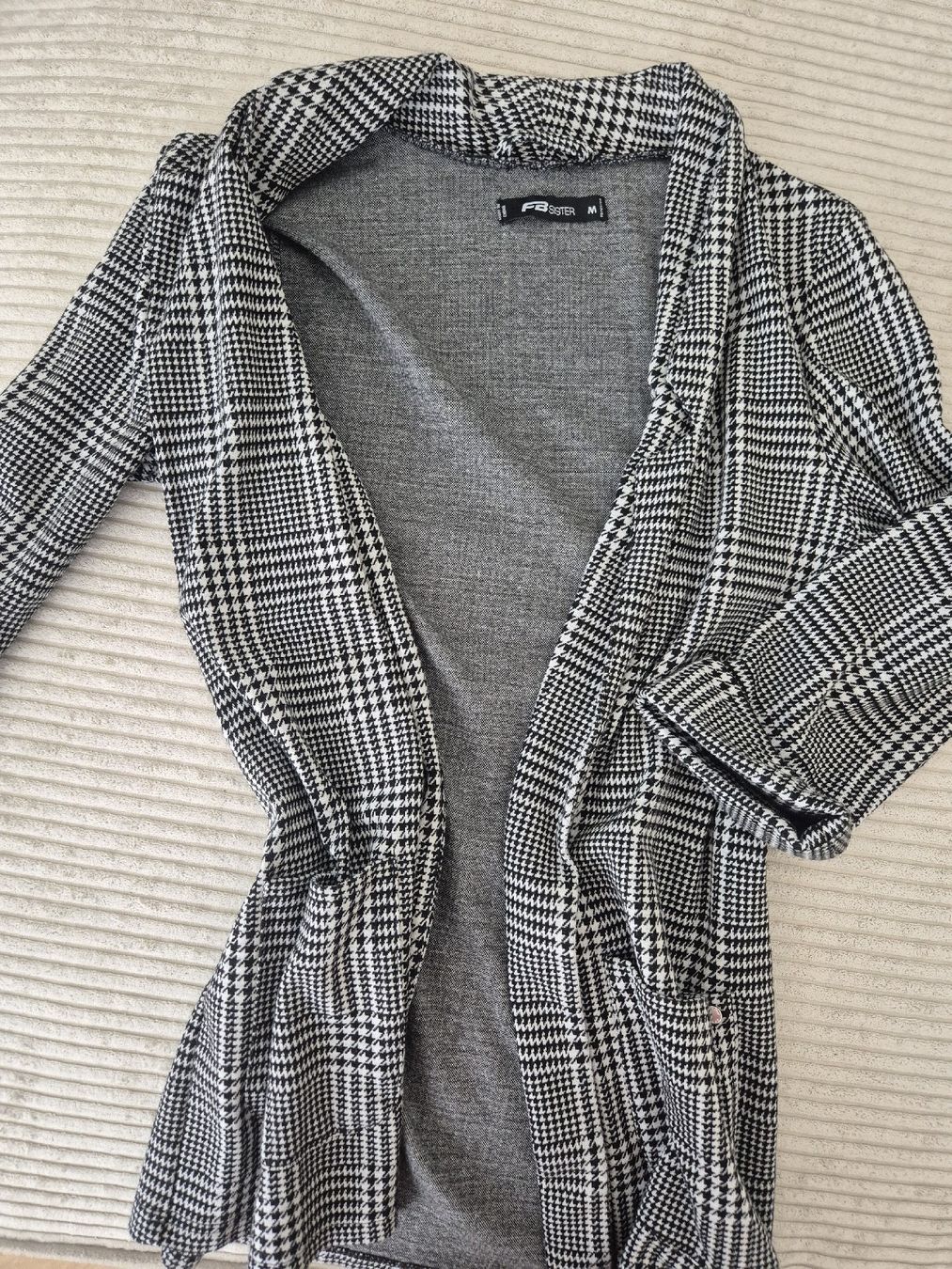 Lotti di vestiti: Blazer Kleiderpaket 6 Stück neuwertig – Usato da Schaffhausen venduto da Nachtschwaermerin 5