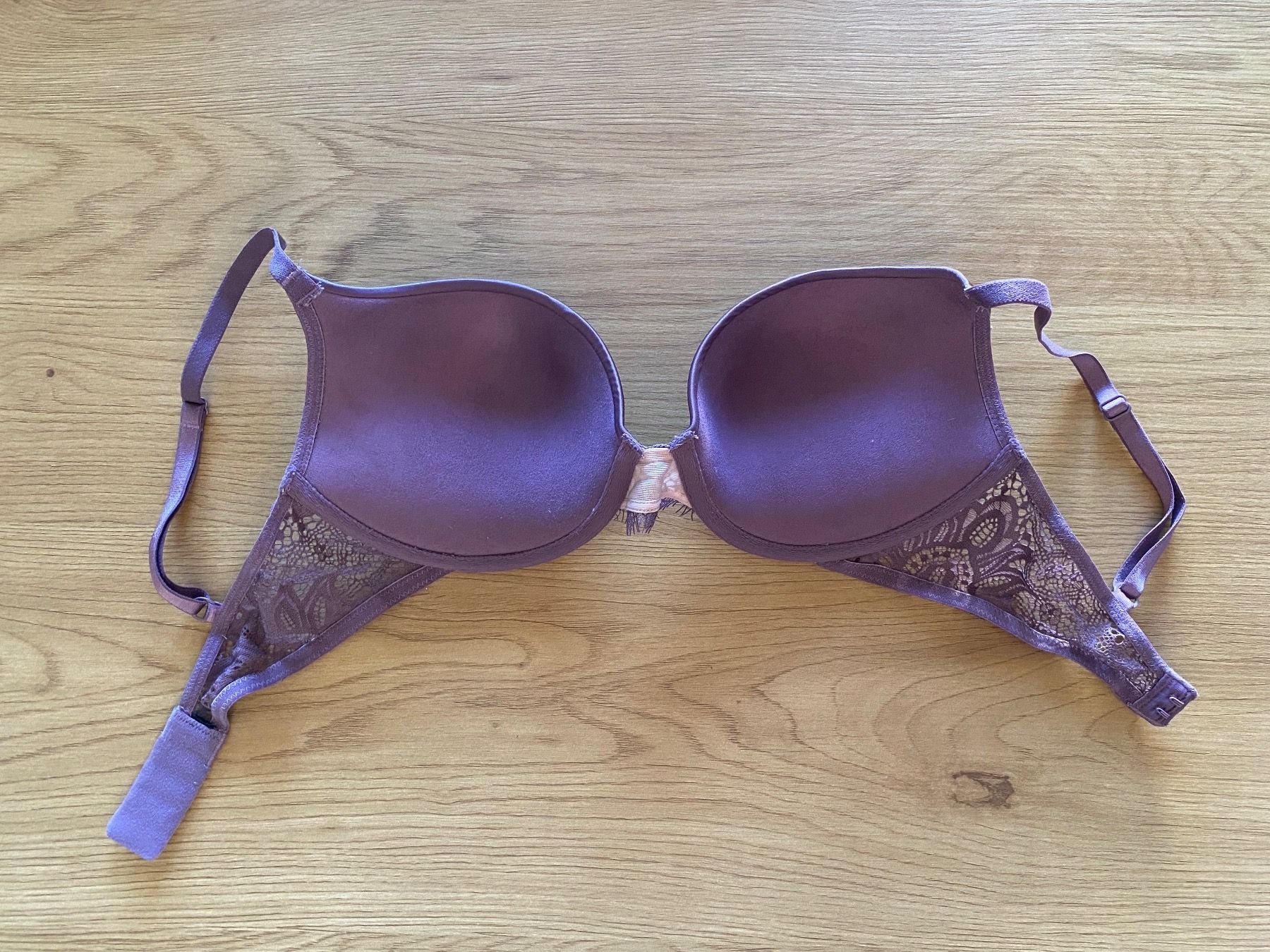 Victoria's Secret Sonstige Unterwäsche: Victoria Secret BH – Neu (gemäss Beschreibung) aus Bern von anja.zurbuchen 1