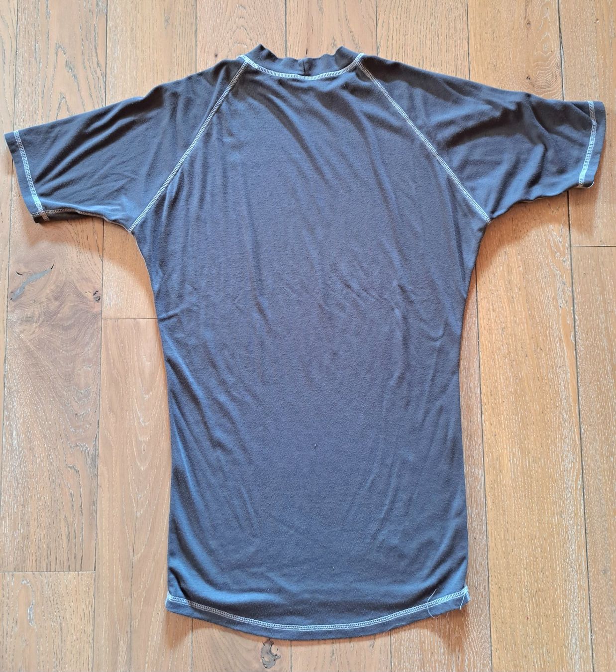 T-shirt: Bluefly termo tshirt men – Usato da Grächen venduto da ef5_5yr9 1