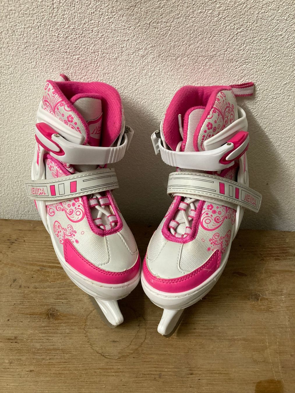 Pattini da ghiaccio: Schlittschuhe Gr. 35 - 38 – Usato da Weissbad venduto da Hado42 1