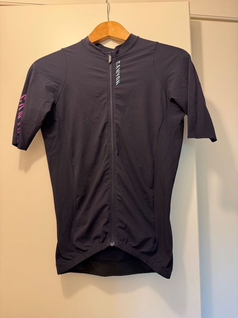Canottiere & Pantaloni: Velotrikot Grösse L – Usato da Zürich venduto da Steezy91 1