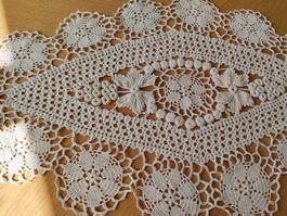 Tischdecke gehäckelt