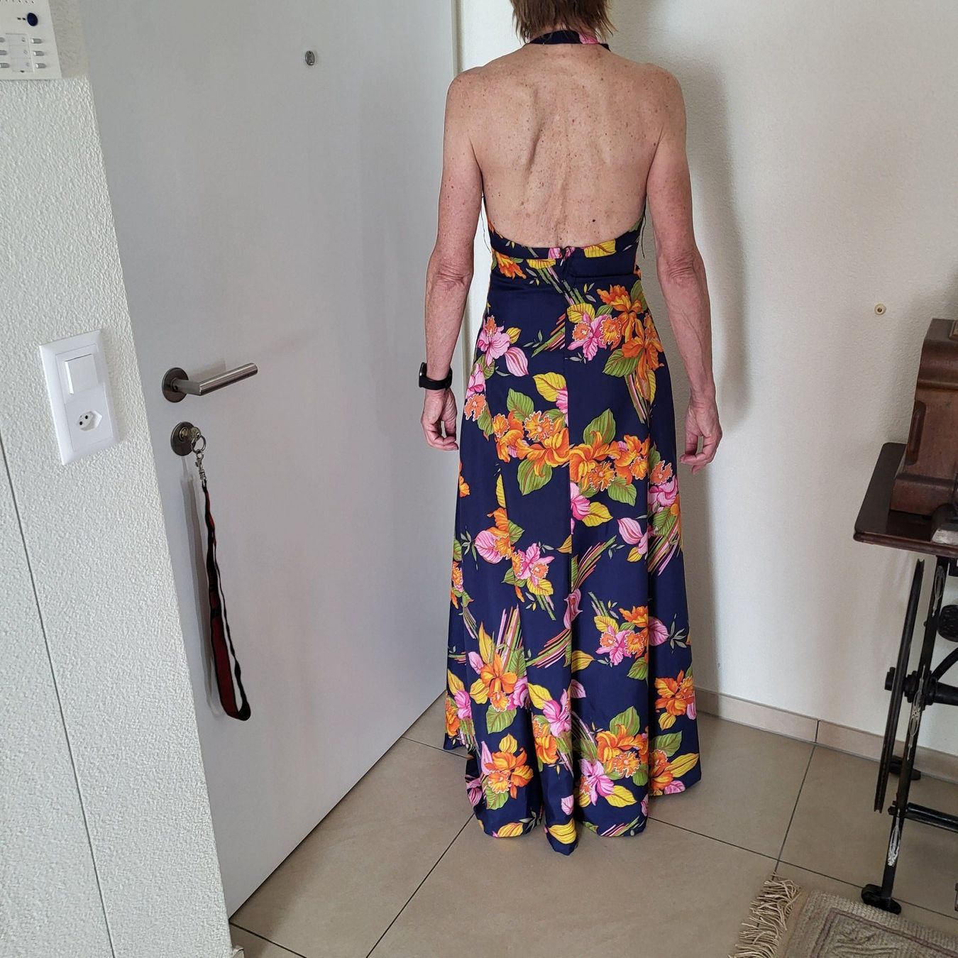 Vestiti: Abendkleid, blau mit Blumenmuster, sehr elegant – Usato da Andermatt venduto da urseren14 2
