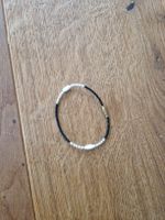 Armband mit Drehverschluss