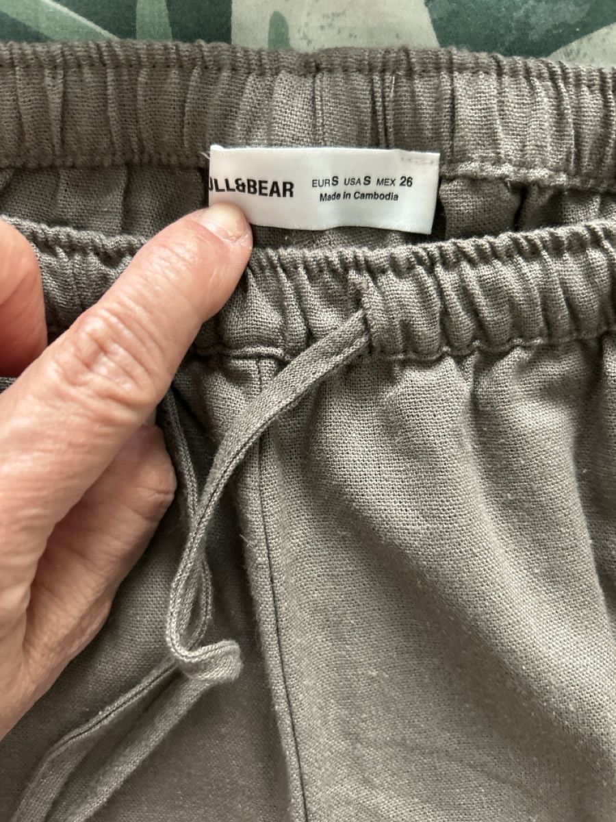 Pull&Bear Pantaloni: Leinenhose von Pull&Bear, Grösse S, taupe, NEU – Nuovo (secondo la descrizione) da Erlinsbach SO venduto da hallon480 2