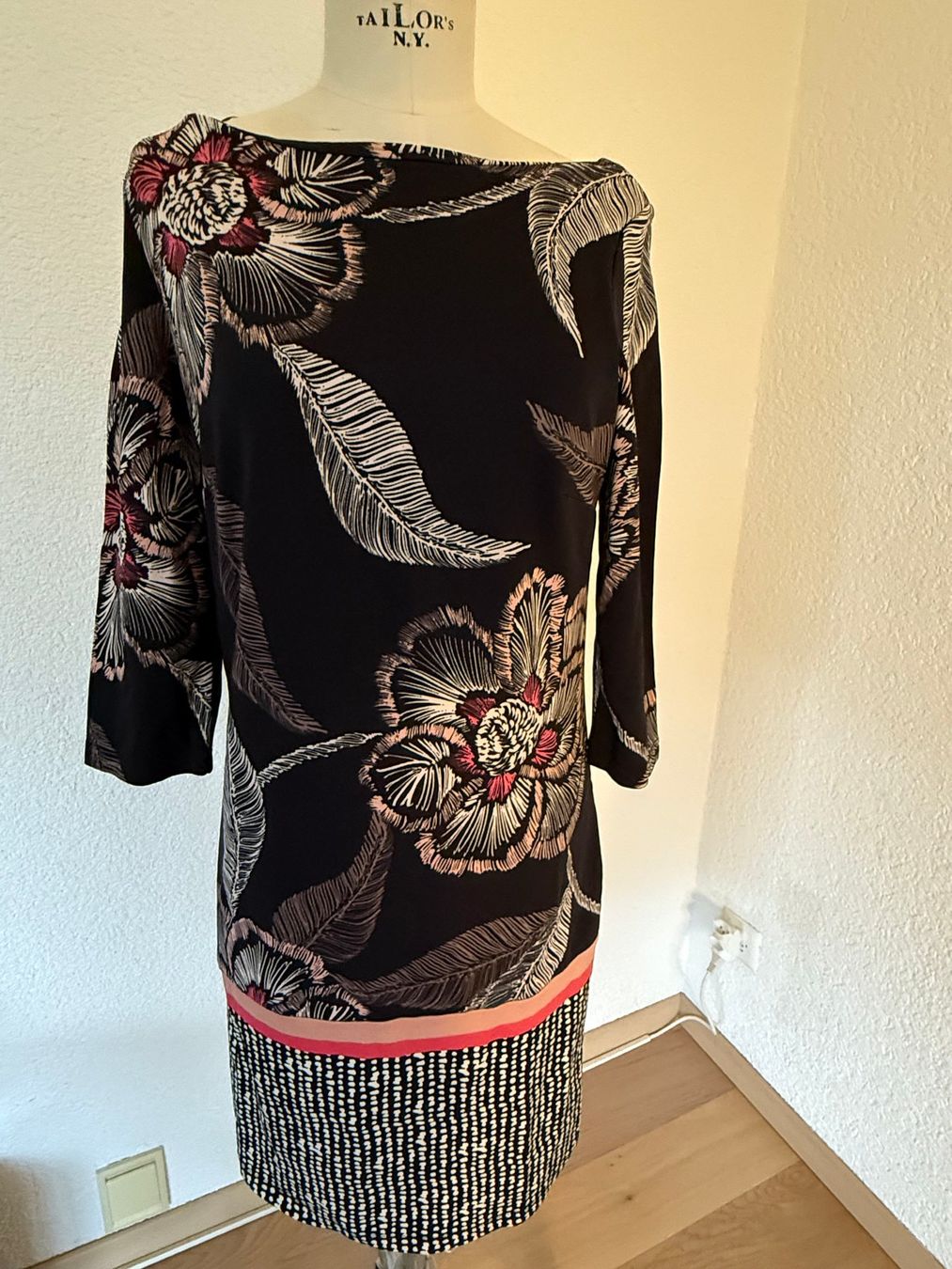 Comma Vestiti: Comma Kleid Grösse 36 – Usato da Kirchdorf AG venduto da coco123