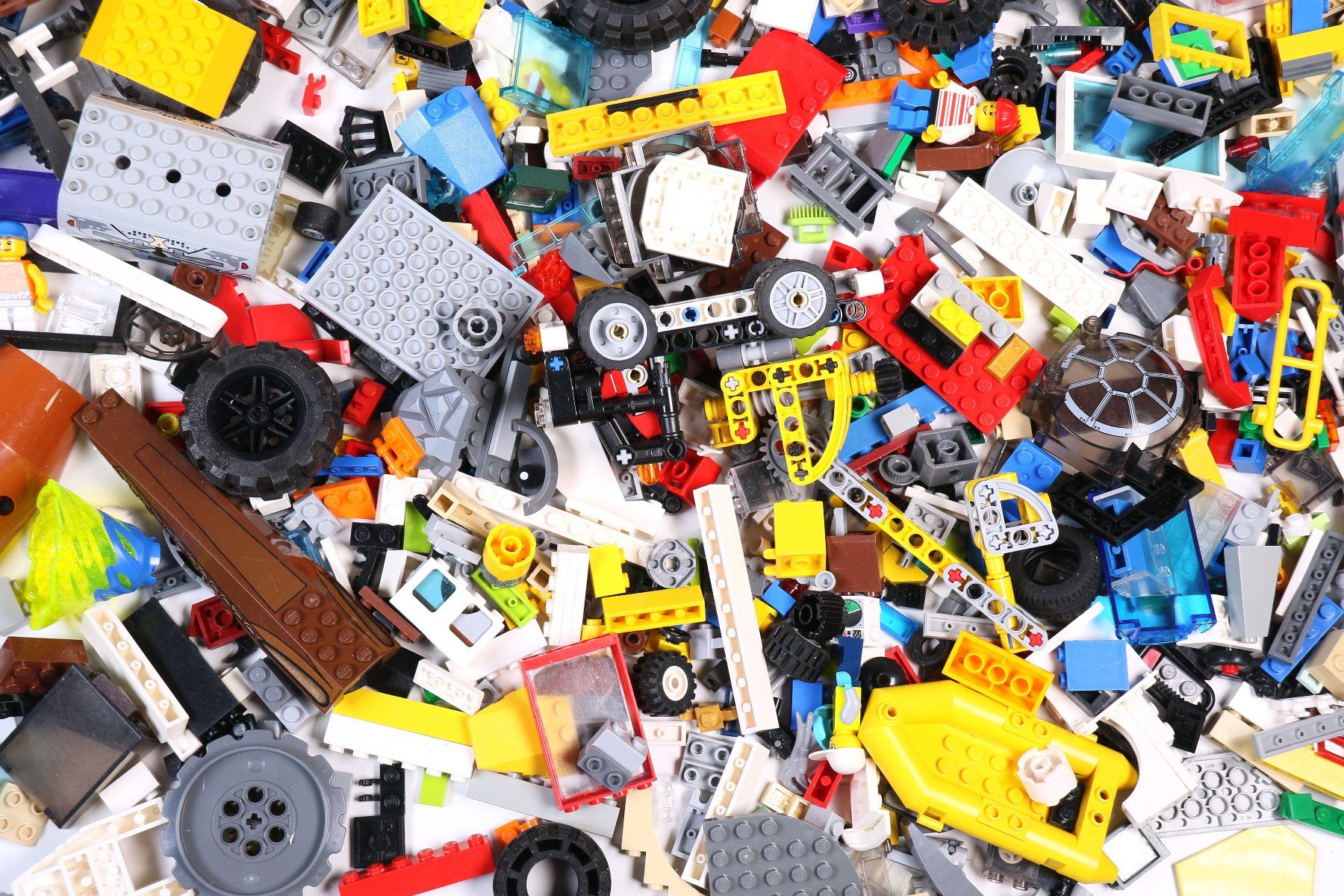 Lego Baukästen: 1.5 kg. Legoteile mit Minifiguren – Gebraucht aus Hettlingen von Scholi99 1