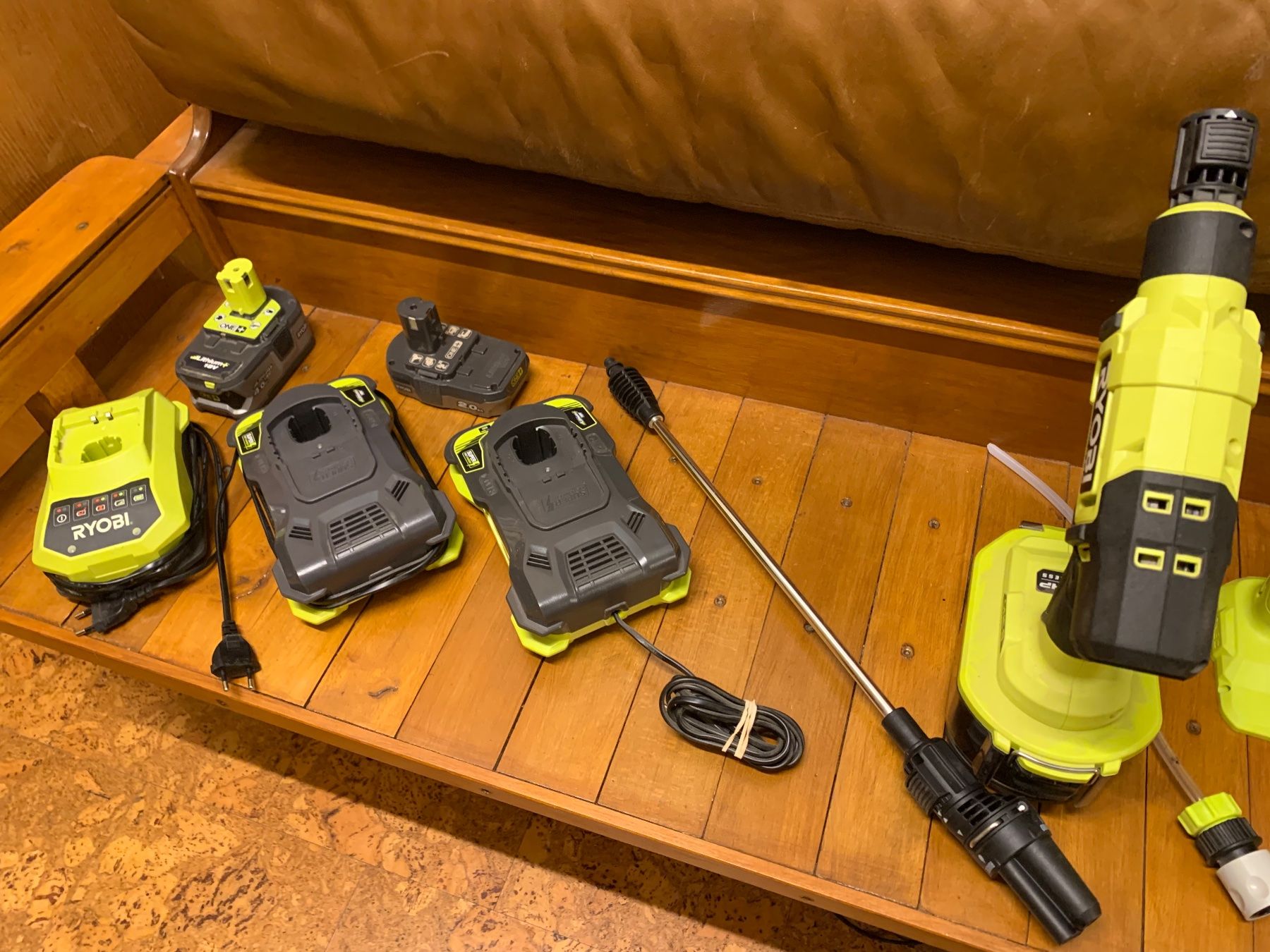 Ryobi Tutti gli attrezzi: Ryobi Werkzeug Sammlung – Usato da Brütten venduto da jas90q 2