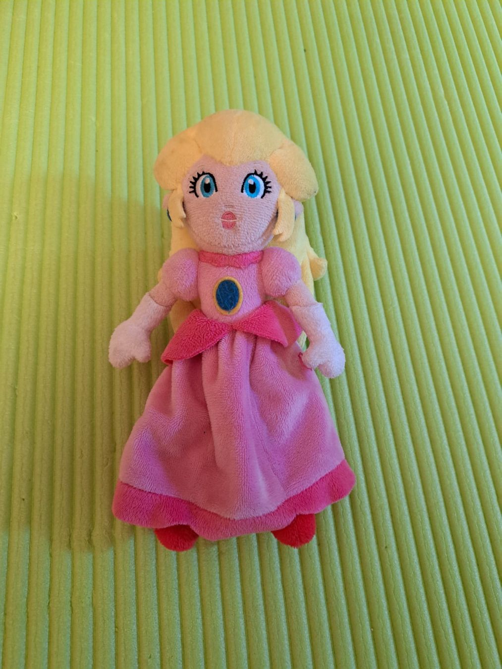 Nintendo Giocattoli: Lot de peluche Mario – Usato da Cointrin venduto da ant_ll7g 4