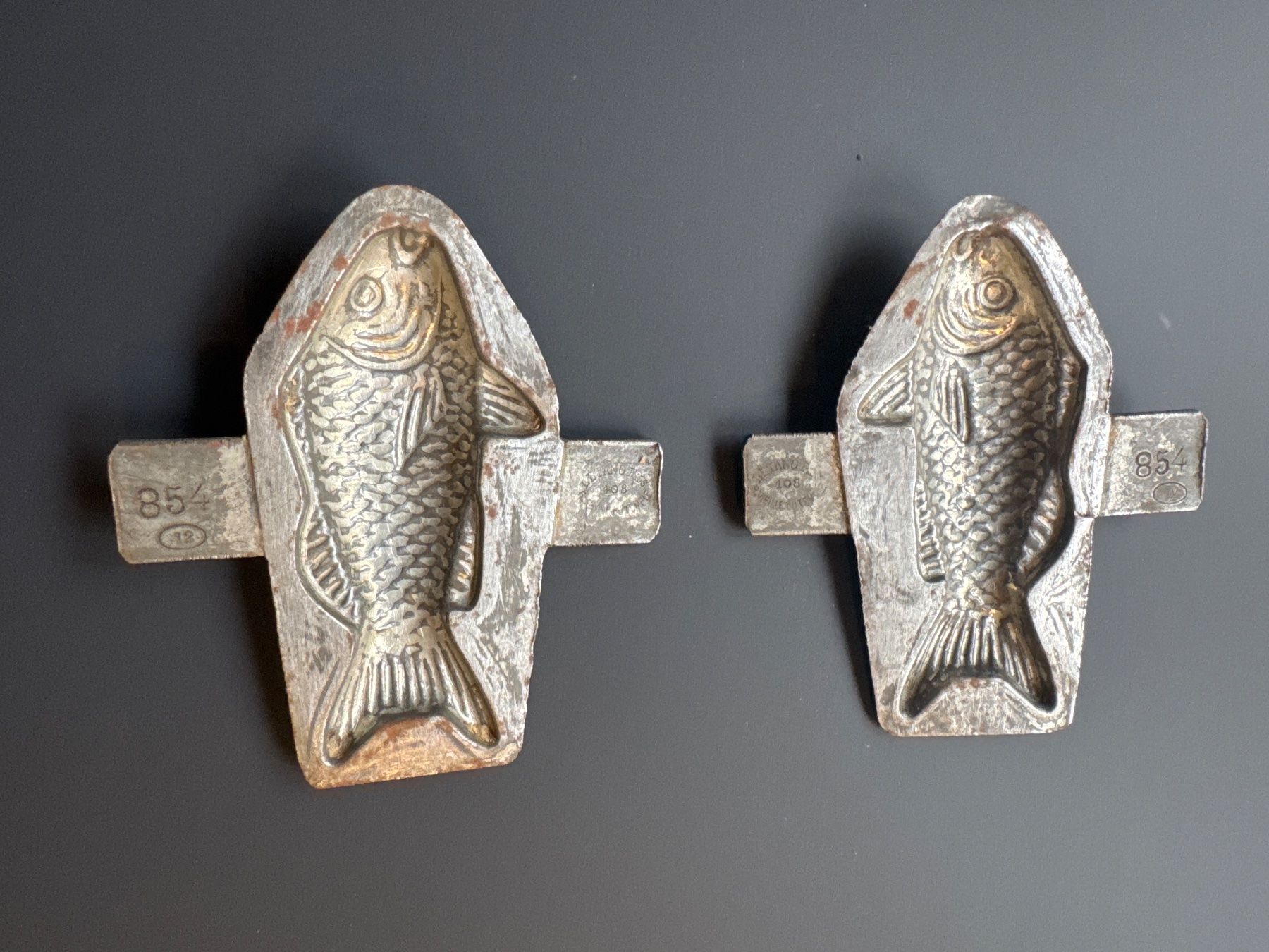 Teglie da forno: Moule chocolat schokoladenform poisson 8cm – Usato da Lajoux JU venduto da Briard0 1