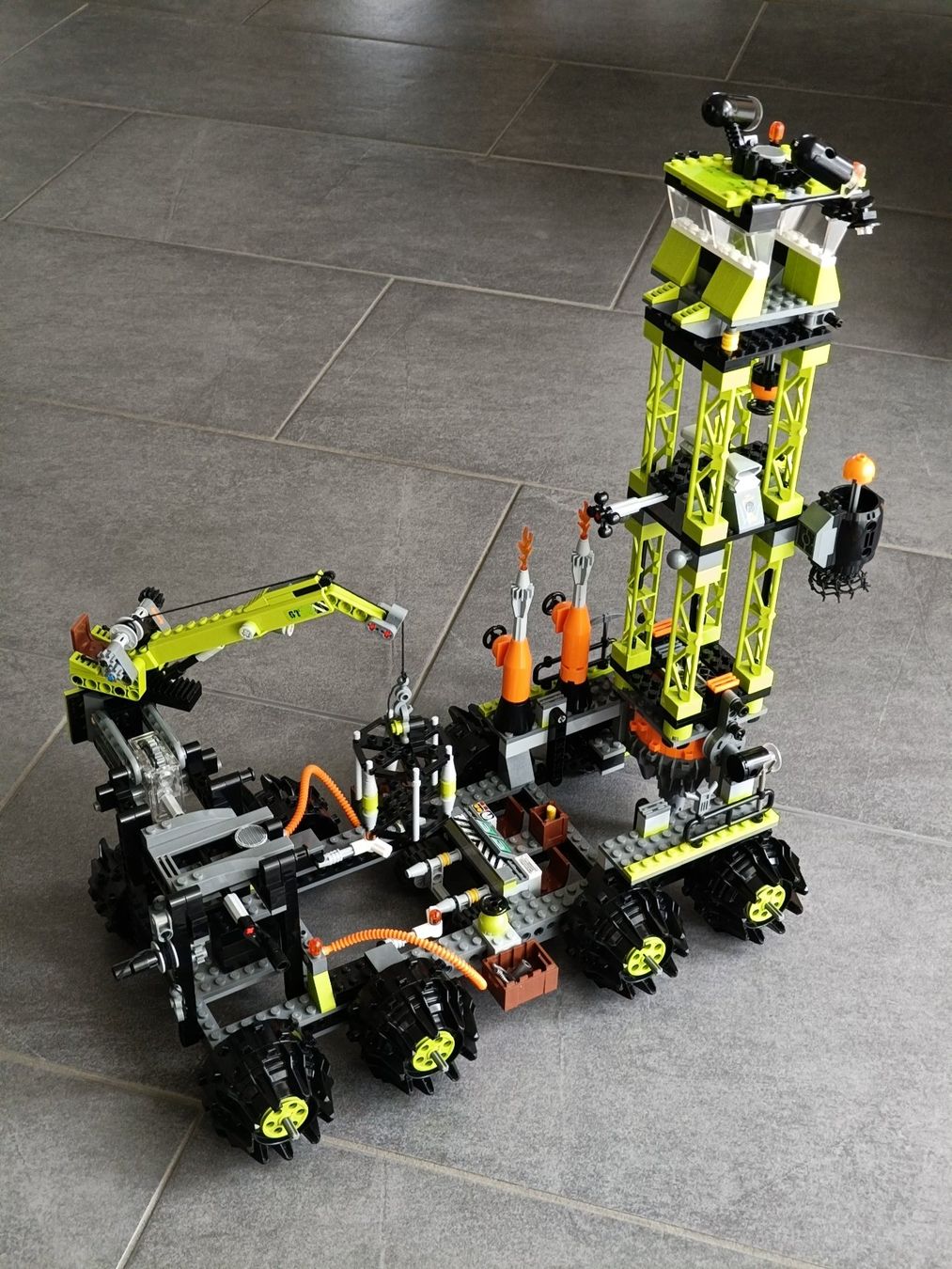 Lego Spielzeuge: LEGO Power Miners: Mobile Bohrstation – Gebraucht aus Tägerig von Gaston_99 5